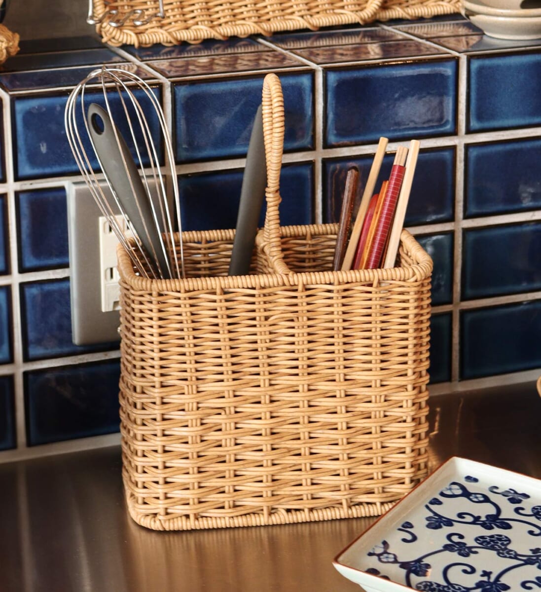 クレエさん　NEW商品 移動に便利な持ち手つきの小物収納スタンド